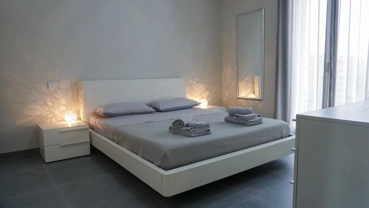 Casa Di Andrew - Appartamento Sul Lago Di Garda ديسينسانو ديل غاردا شقة